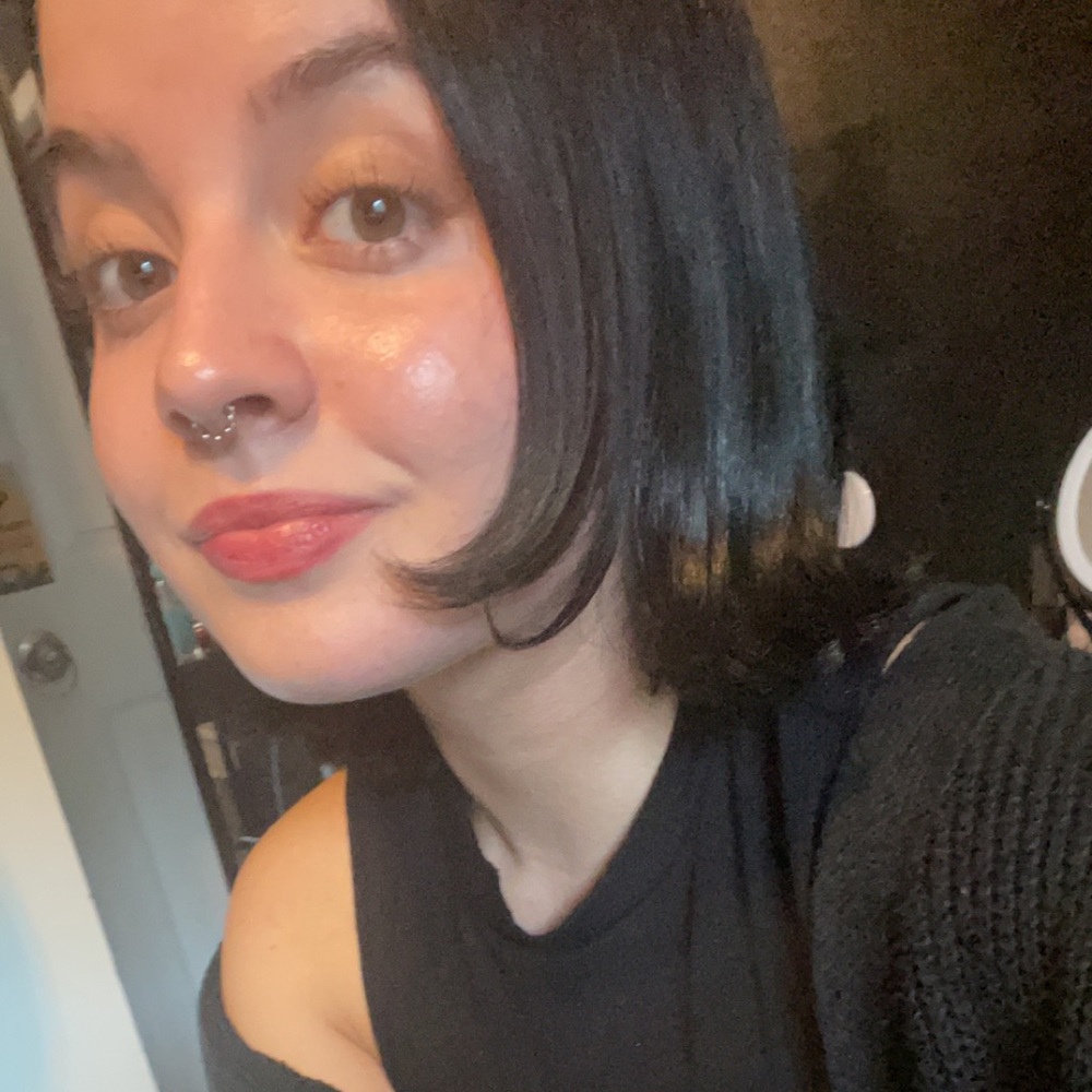 Meet your Posher, Cassie